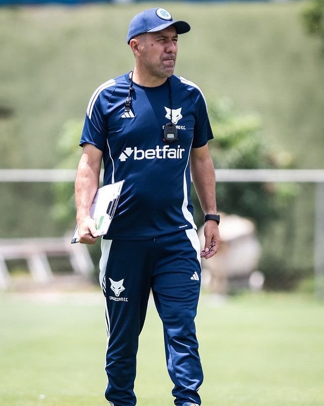 Cruzeiro anuncia saída do técnico Leonardo Jardim; saiba detalhes