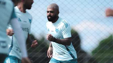 Gabigol em treinamento no Cruzeiro