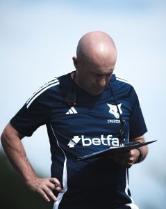 Leonardo Jardim não é mais técnico do Cruzeiro