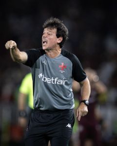 Fernando Diniz confia no mental do Vasco para conquistar a Copa do Brasil