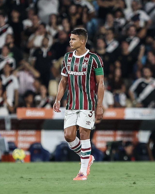 Thiago Silva indica fim de ciclo com a camisa do Fluminense, mas não descarta Europa