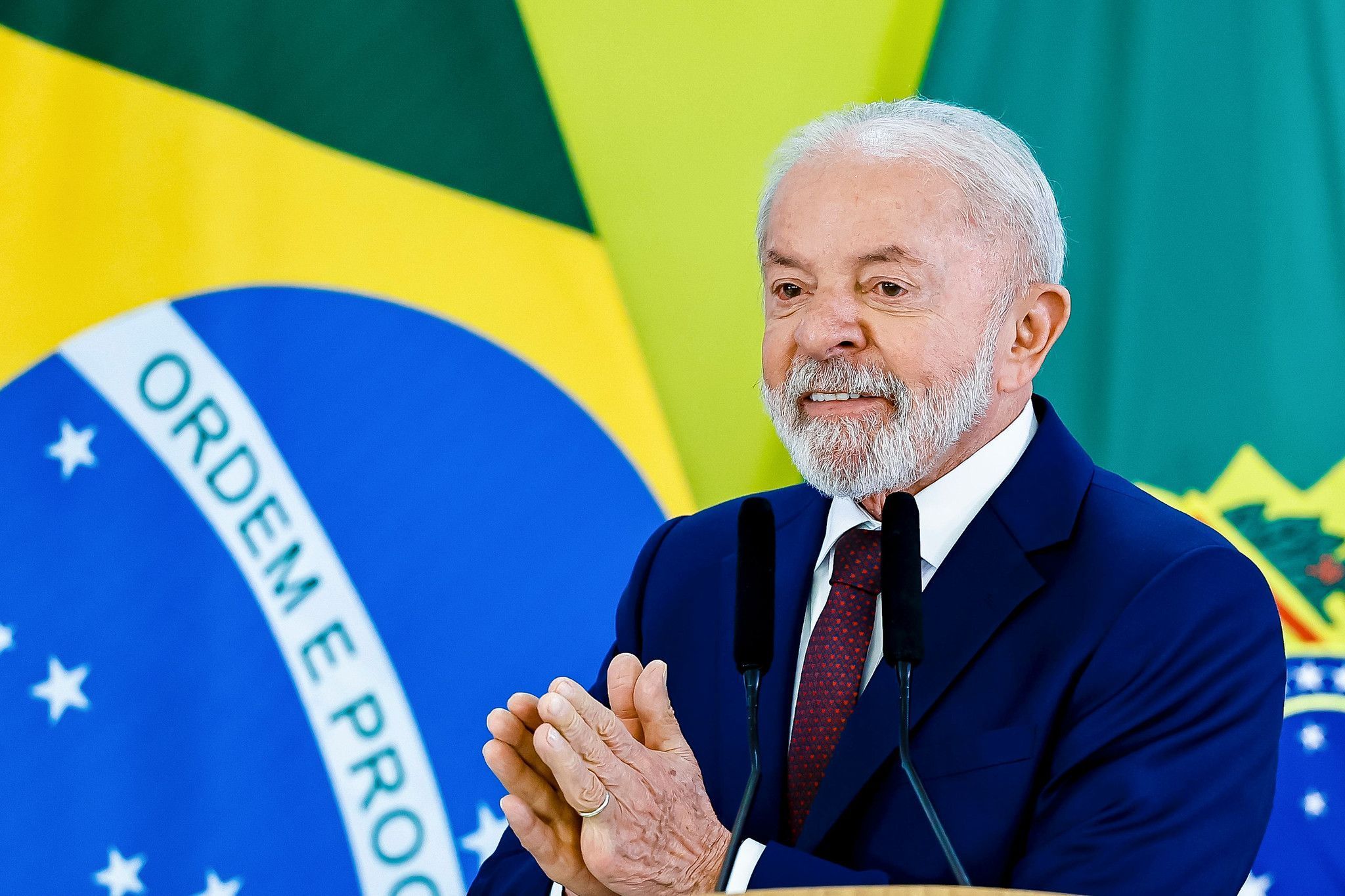 'Não haverá posição política, mas investigação do BC', afirma Lula sobre Banco Master