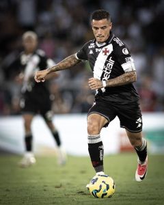 Coutinho tem contrato com o Vasco até junho