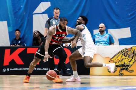 KTO Minas x Flamengo, em partida válida pelo NBB