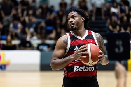 Jogador do Flamengo durante confronto com o KTO Minas, pelo NBB