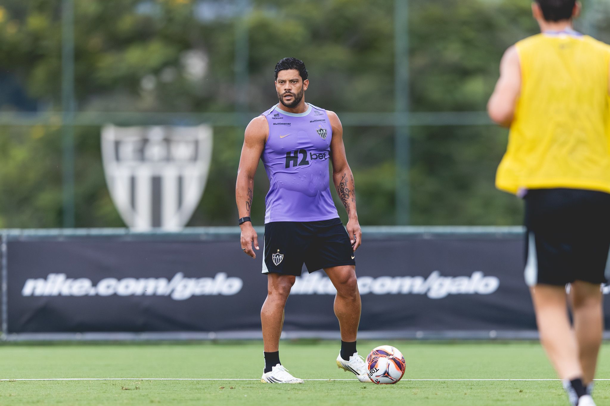 Diretor do Atlético, Paulo Bracks abre o jogo sobre situação de Hulk