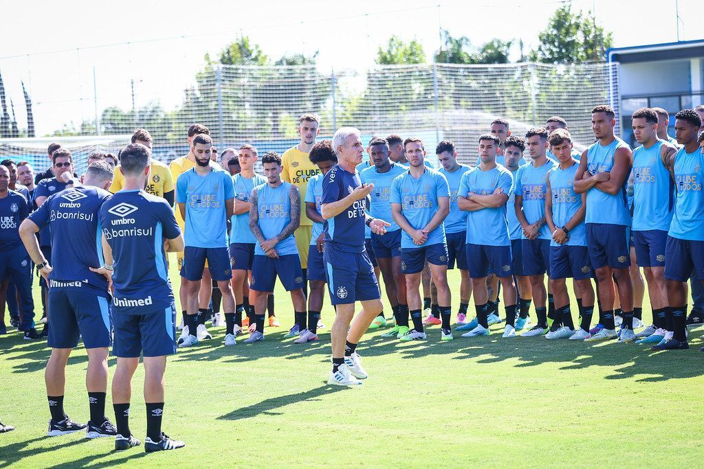 Grêmio se reapresenta para pré-temporada com 34 jogadores; veja lista