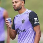 O que disse Renan Lodi após o primeiro treino com a camisa do Atlético