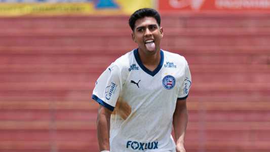 Juninho comemora gol do Bahia em jogo da Copa SP de Futebol Júnior