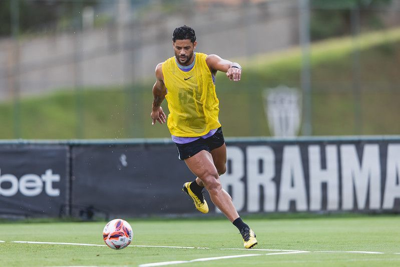 Atlético fará reunião com Hulk e tem 'carta na manga' para permanência
