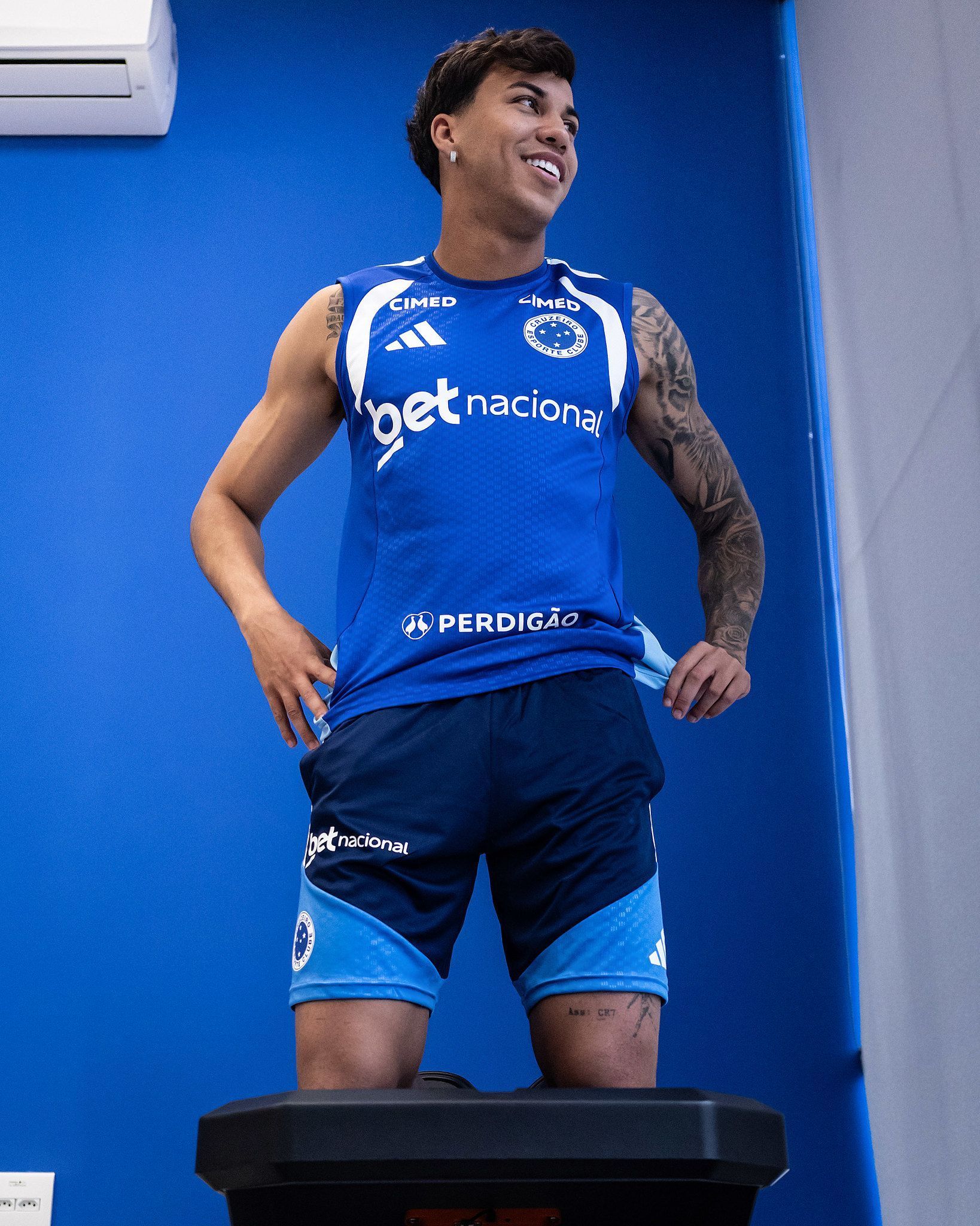 Diretor do Cruzeiro cita Tostão e Ronaldo e mira Kaio Jorge na Copa do Mundo