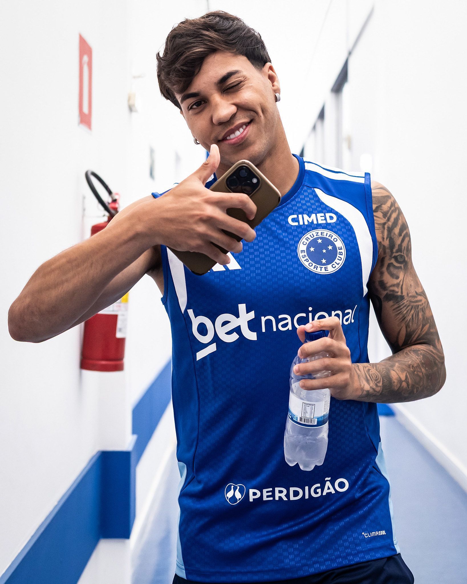 Cruzeiro acerta renovação com Kaio Jorge, afasta Flamengo e planeja anúncio