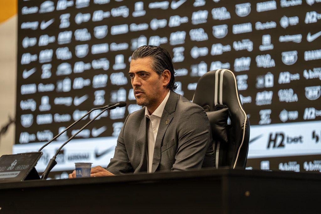 Diretor revela que Atlético perdeu disputa no mercado para gigantes europeus