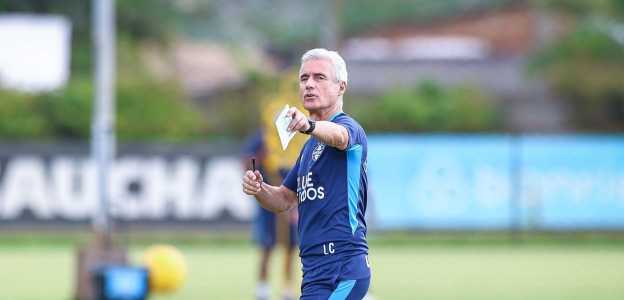Luís Castro vai estrear pelo Grêmio contra o Avenida