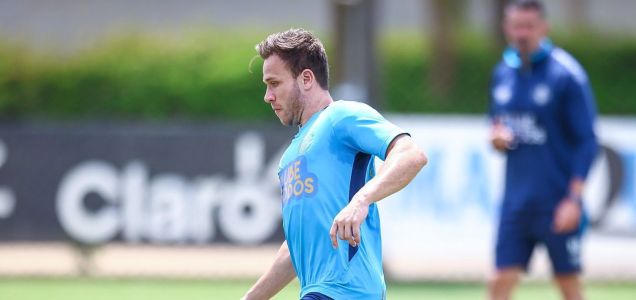 Titulares devem ser utilizados na estreia gremista em 2026