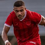 Ex-Cruzeiro, atacante rescinde com clube da Série B e fica livre no mercado