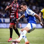 Meia do Cruzeiro viaja para assinar com clube da Série B; saiba detalhes