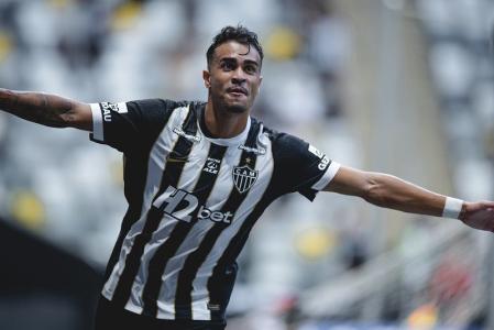 Reinier comemorando o primeiro gol pelo Atlético