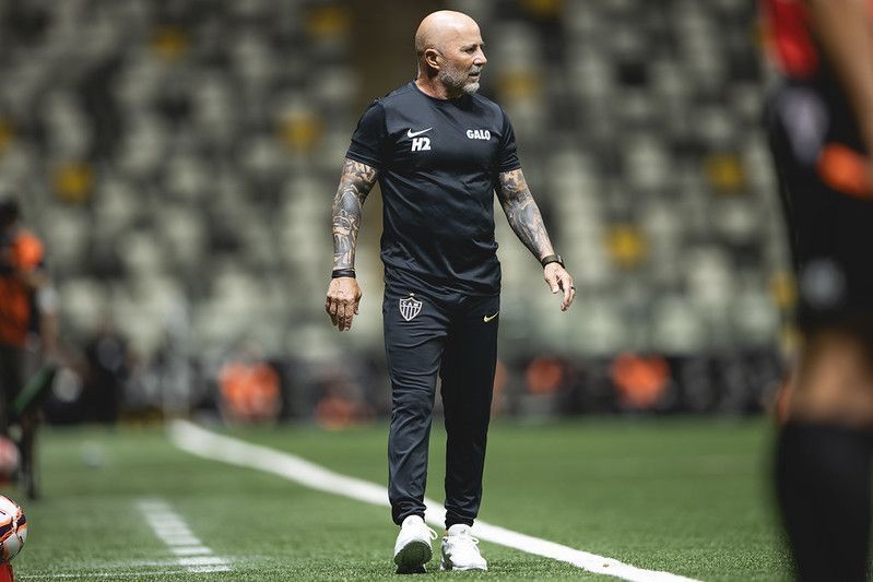 Pilar do time em 2025 cita papel de Sampaoli para permanência no Atlético