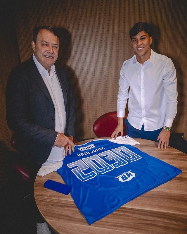 Cruzeiro: Pedrinho conta bastidor de reunião com Kaio Jorge após oferta do Flamengo