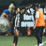 Auxiliar do Atlético analisa empate com North e defende Rony: 'Deveria receber carinho'