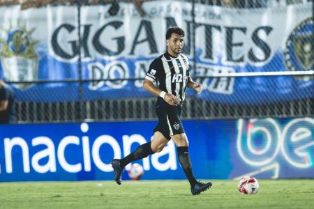 Junior Alonso durante duelo entre Atlético e North, pela segunda rodada do Mineiro