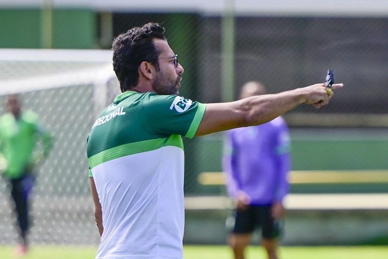 Escalação do América: Valentim terá retorno de titular para encarar Itabirito