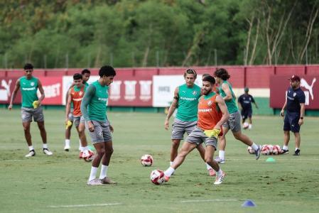 Elenco do Fluminense já inicia os trabalhos juntos visando a estreia em 2026