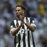 Renan Lodi reage à estreia no Atlético e manda recado à torcida