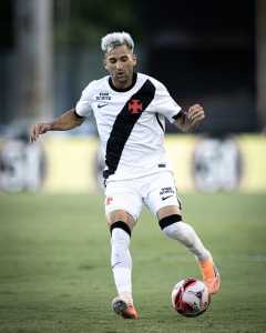 Garré está fora os planos do Vasco e não treina mais com o time principal