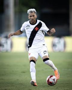 Garré está fora os planos do Vasco e não treina mais com o time principal