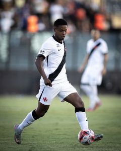 Matheus França jogou 22 jogos pelo Vasco e não fez gol