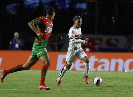 Jovem Pedro Ferreira foi acionado no jogo do São Paulo contra a Portuguesa