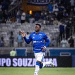 Néiser Villarreal manda recado nas redes após estreia pelo Cruzeiro