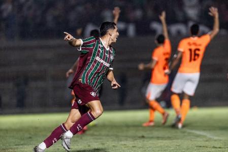 Serna fez dois gols pelo Fluminense na vitória sobre o Nova Iguaçu
