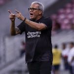 Líder e com 100% de aproveitamento em 2026, Náutico adota cautela com reforços