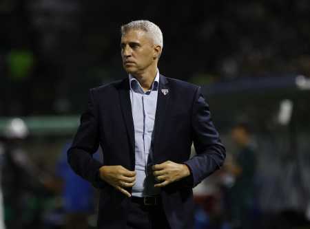 Crespo não tem feito o São Paulo render em 2026