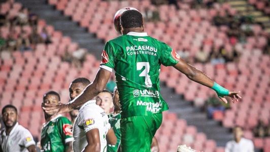 Lance da partida entre Uberlândia e América