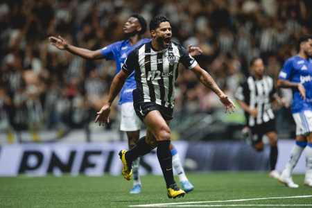 Hulk marca, e Atlético vence Cruzeiro de virada pelo Mineiro