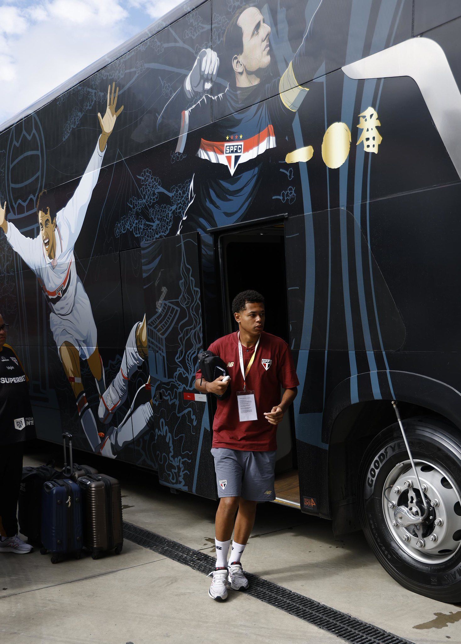 São Paulo recebe reforços da Copinha, mas joia tem lesão ligamentar