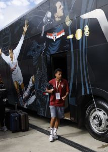 Paulinho, da base do São Paulo, teve lesão ligamentar