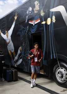 Paulinho, da base do São Paulo, teve lesão ligamentar