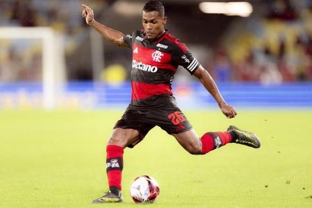 Alex Sandro destacou a chegada de Lucas Paquetá ao Flamengo