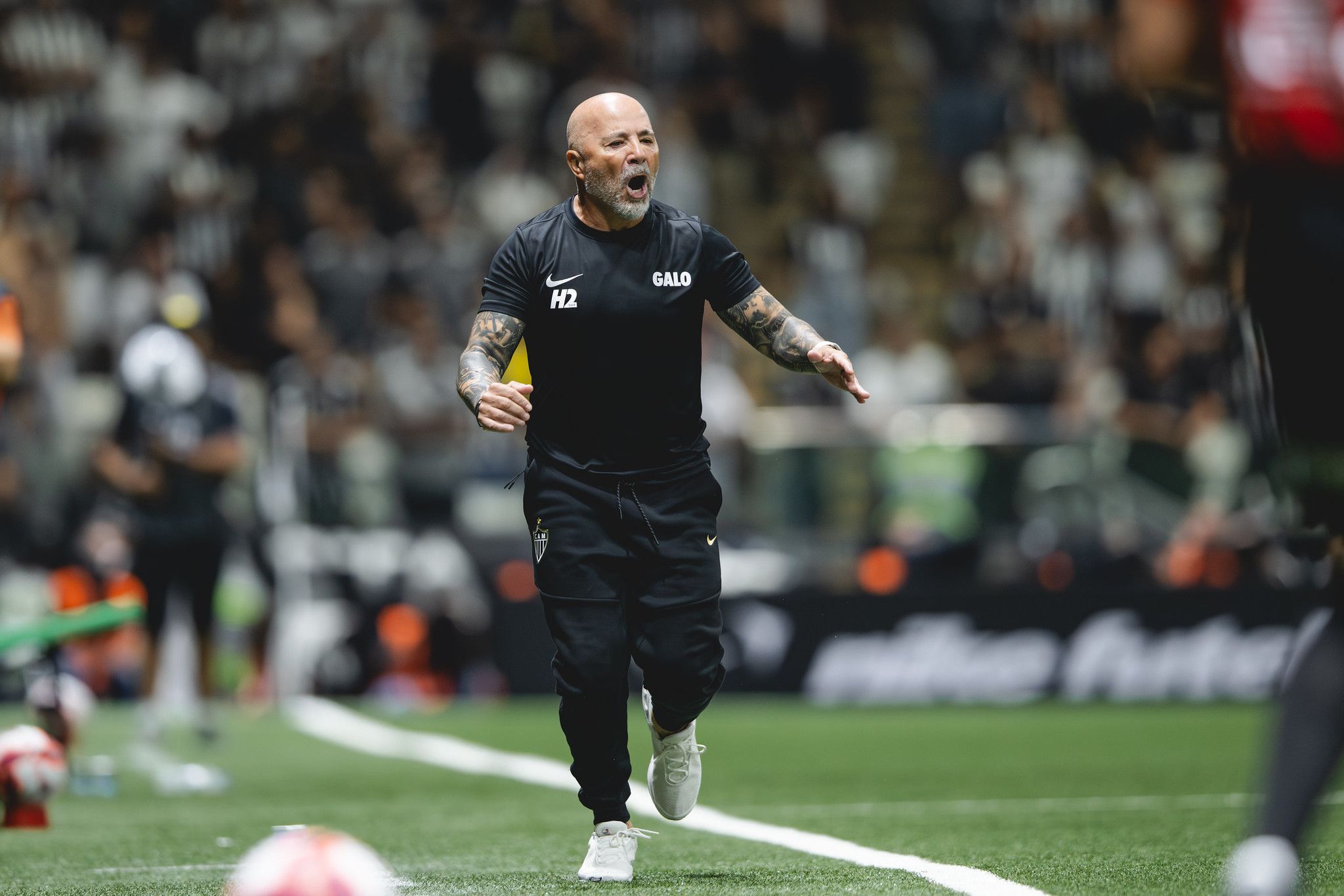 Sampaoli exalta Hulk e cita o que fez diferença para Atlético vencer o Cruzeiro