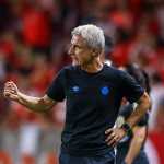 Luís Castro admite impacto negativo da derrota do Grêmio para Inter e cita mental do elenco