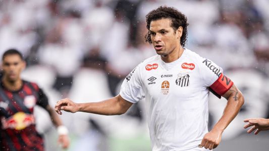 Willian Arão, volante do Santos