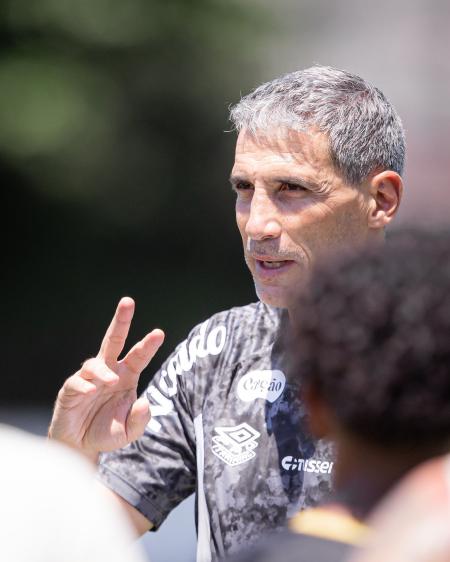 Juan Pablo Vojvoda, técnico do Santos