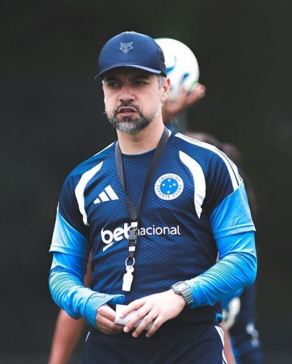 Jonas Urias, treinador do Cruzeiro