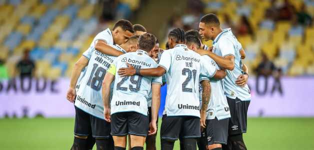 Grêmio entrou em campo com time titular contra Fluminense