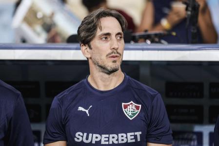 Zubeldía reclamou dos minutos finais do Fluminense diante do Grêmio